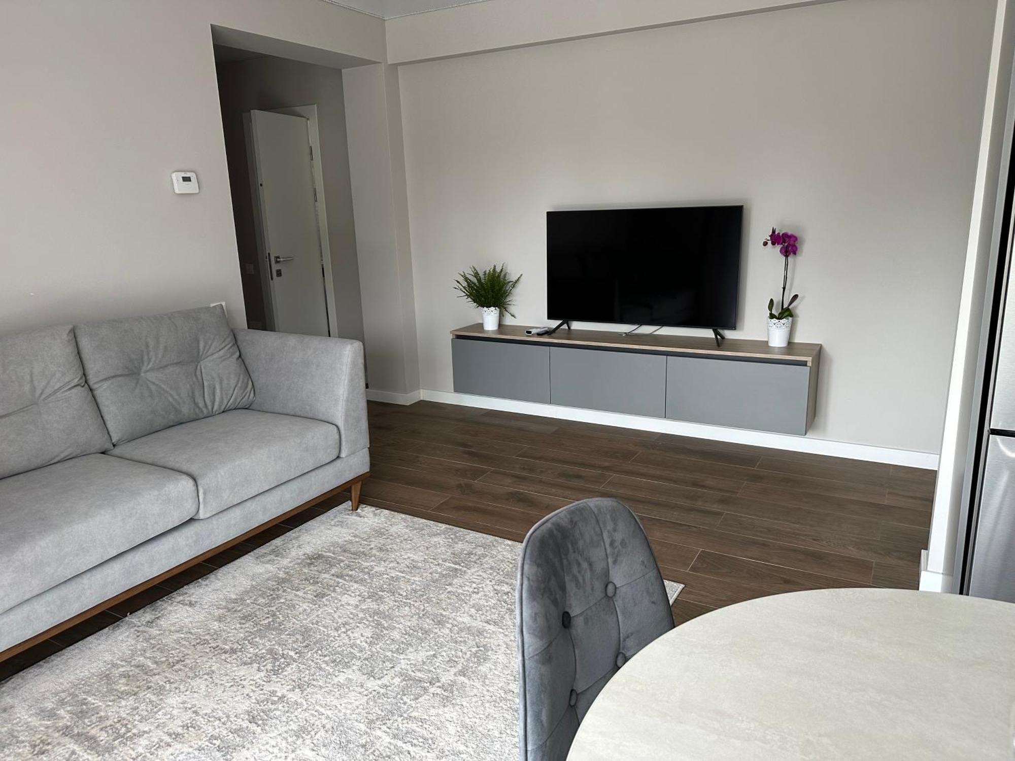 Casa Cu Nuferi Apartment
